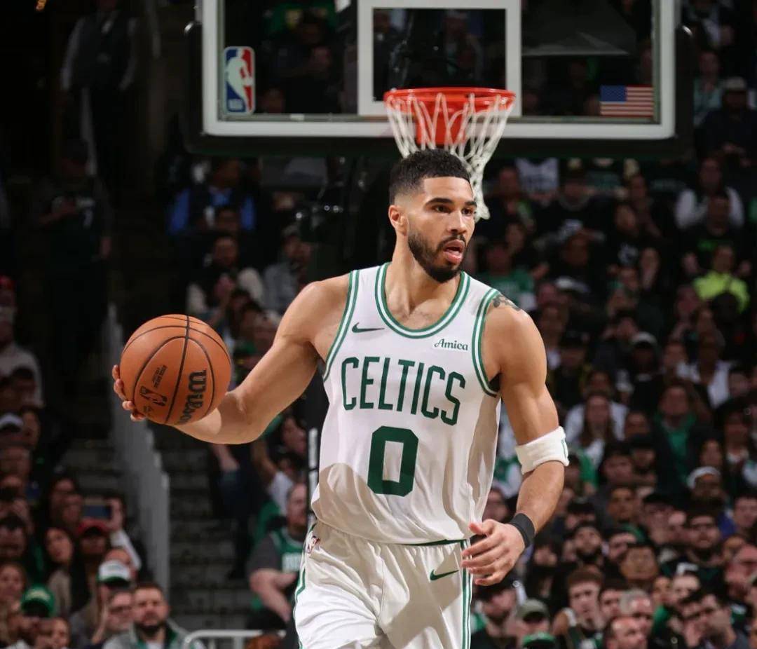 爱游戏体育网站-包含魔术客场险胜凯尔特人，福尼尔分砍下胜利的词条