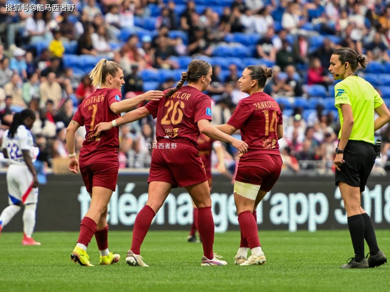 爱游戏体育网站-包含里昂球员在赛场上展现出激情与信念的词条