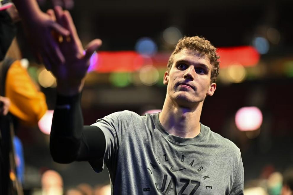 爱游戏官网-太阳队主场发威,打破东部强队连胜纪录!的简单介绍