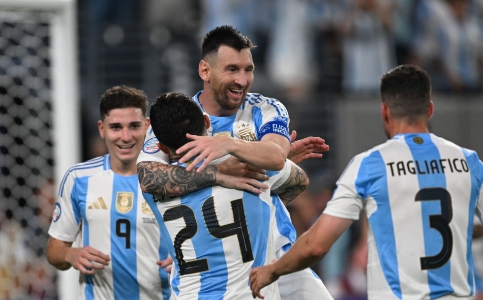 阿根廷球星破门得手，带领球队取得胜利