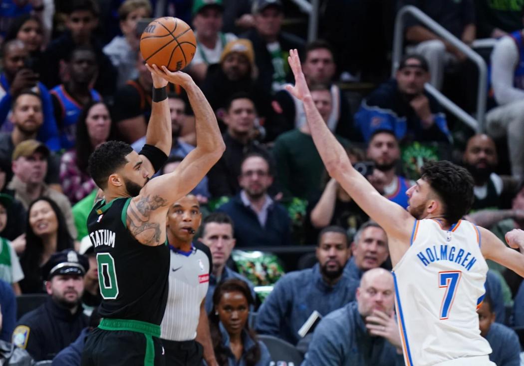 爱游戏官网网页版入口-凯尔特人队全队发挥出色,保持领先位置