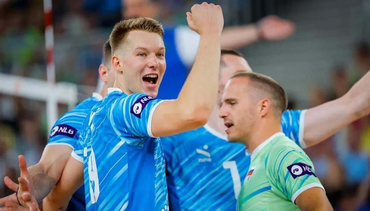 爱游戏入口-篮球锦标赛：澳大利亚队力克加拿大晋级四强的简单介绍