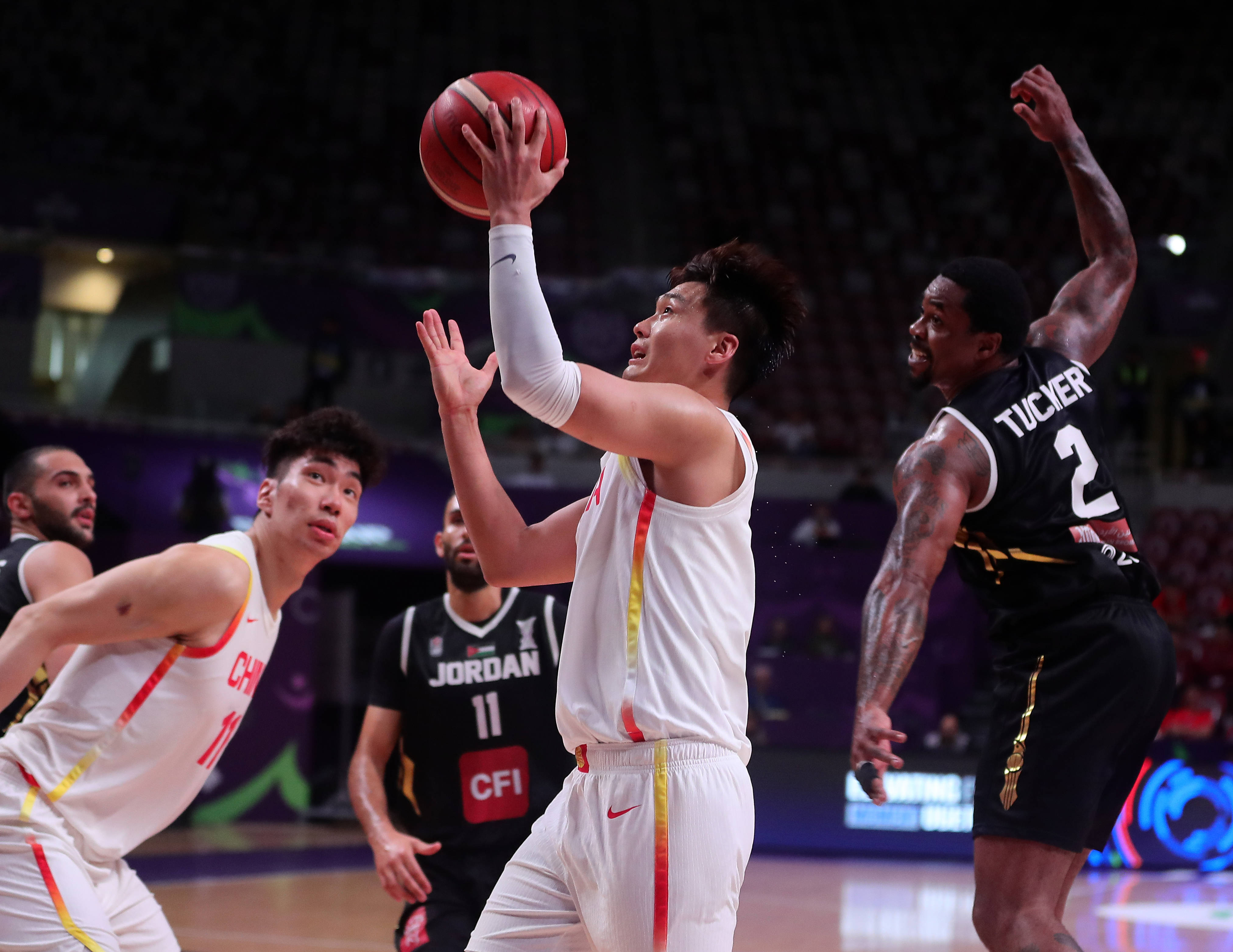 爱游戏入口-亚洲篮球经典赛事再起，传承百年荣耀