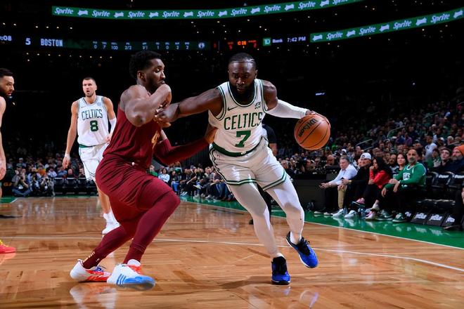 尼斯主场保持不败,战胜波尔图 尼斯主场保持不败,战胜波尔图